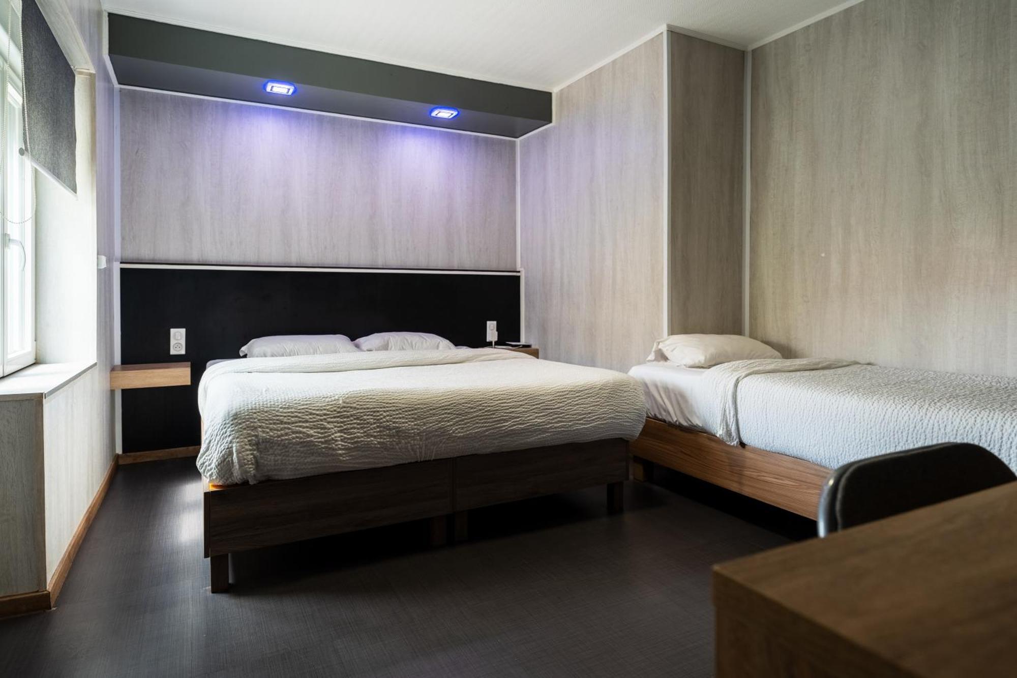 Hotel La Rocade Pamiers Eksteriør billede